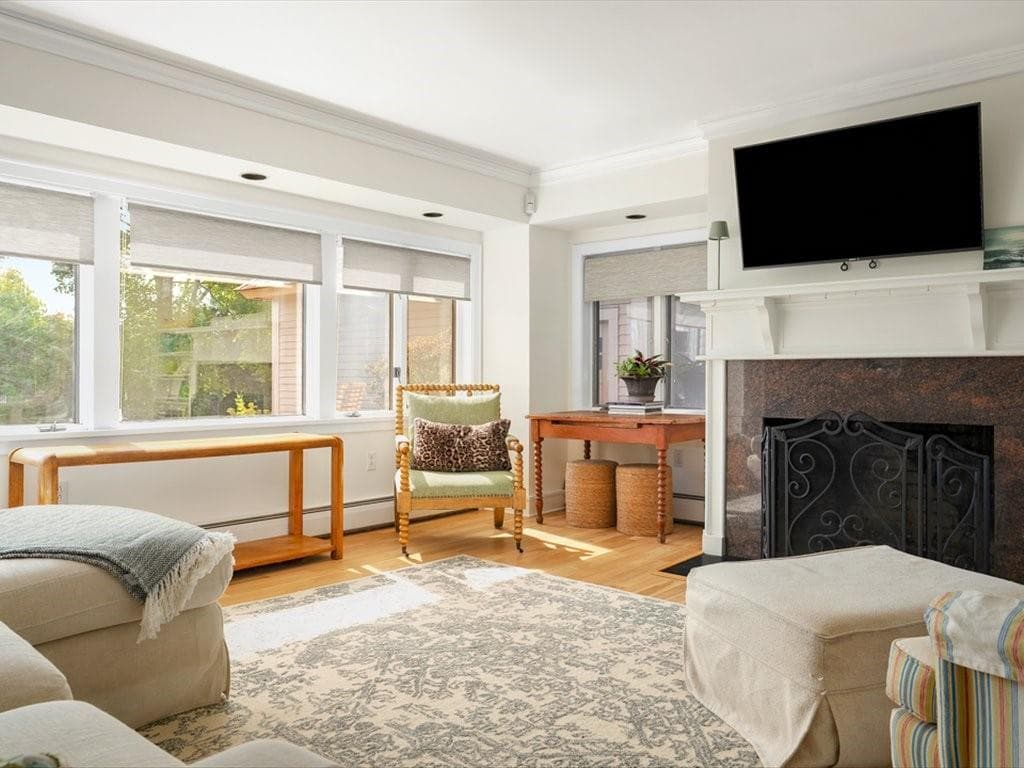 Single Family Residence at 3 Rock ridge Road, Westerly, photo 10 of 35
