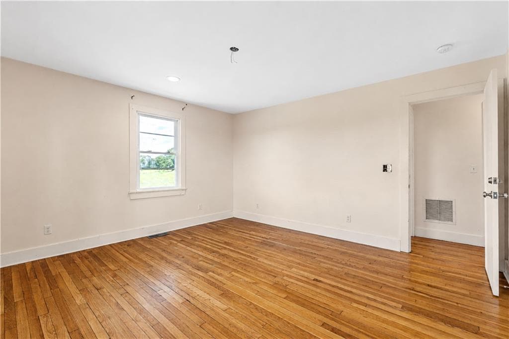 Single Family Residence at 118 A&D Wintechog Hill Road, No Stonington, photo 20 of 50