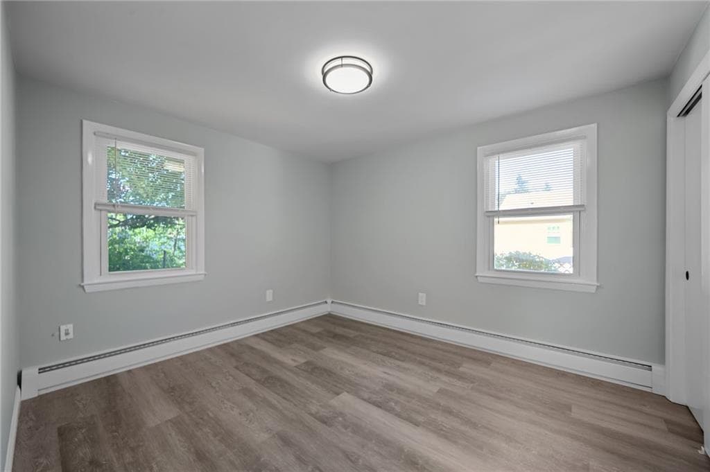 Single Family Residence at 437 Harrington Avenue, Warwick, photo 22 of 32