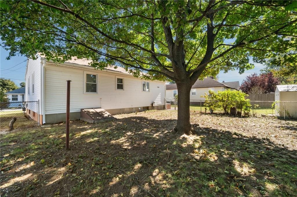 Single Family Residence at 437 Harrington Avenue, Warwick, photo 30 of 32