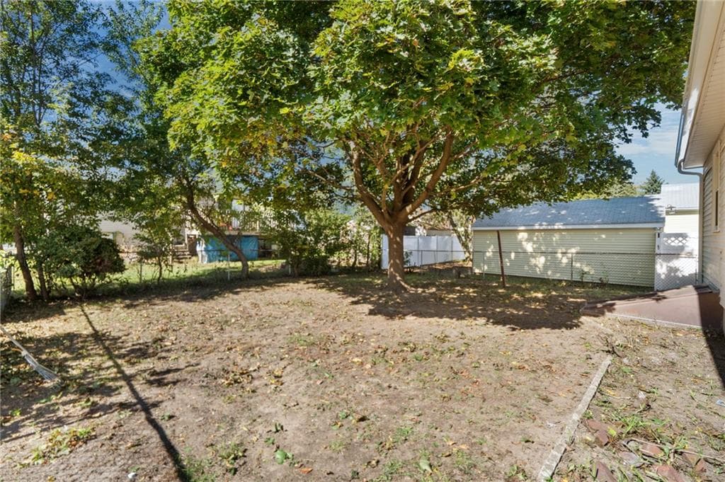 Single Family Residence at 437 Harrington Avenue, Warwick, photo 31 of 32
