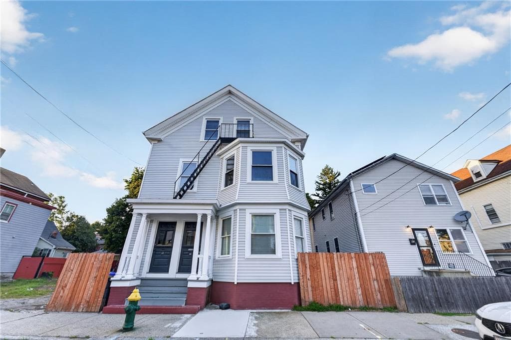 45 47 Wendell Street