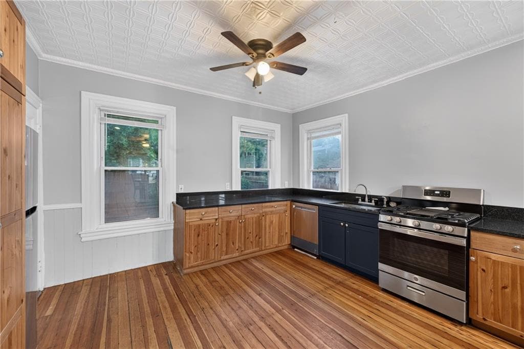 Multi Family at 45 47 Wendell Street, Providence, photo 5 of 25