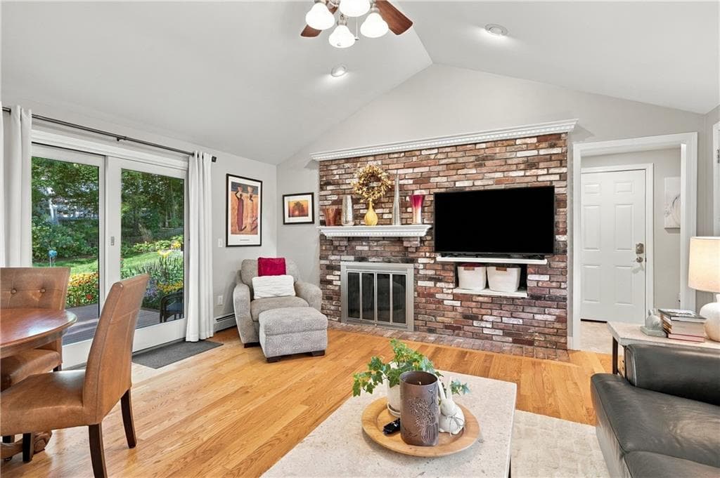 Single Family Residence at 5 Sunnyside Drive, Cumberland, photo 23 of 46