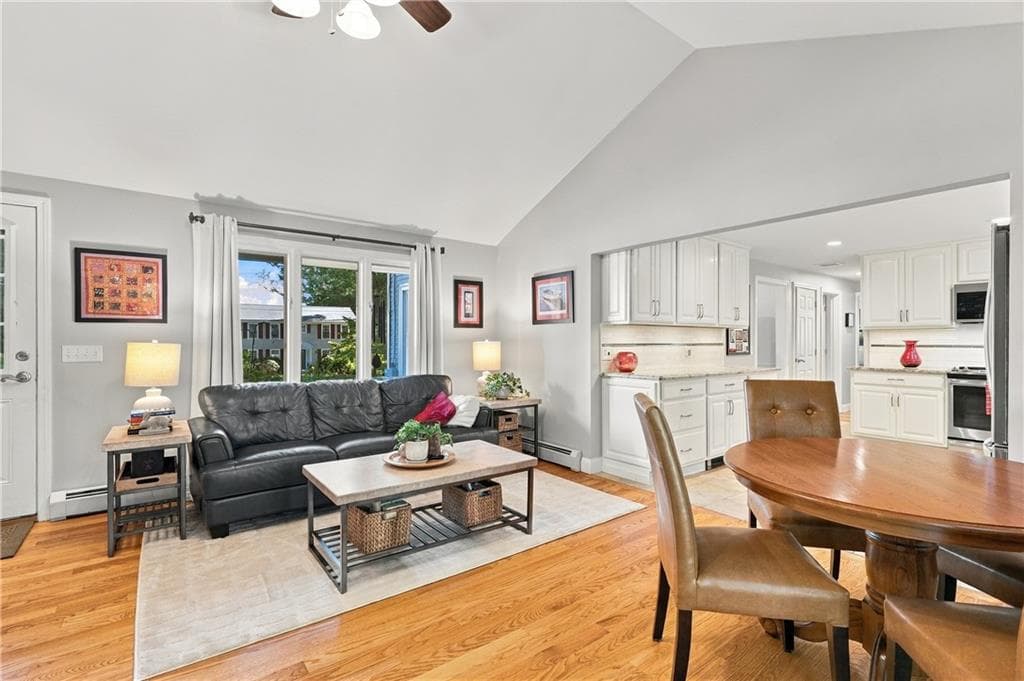 Single Family Residence at 5 Sunnyside Drive, Cumberland, photo 25 of 46