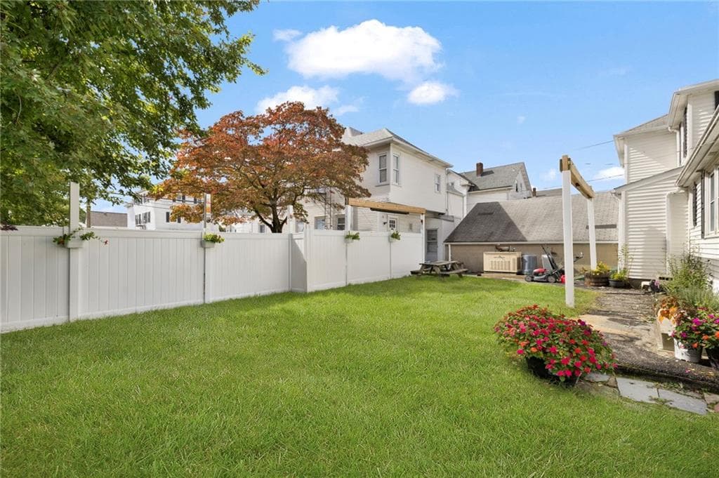 Single Family Residence at 51 Cleveland Avenue, Cranston, photo 23 of 25