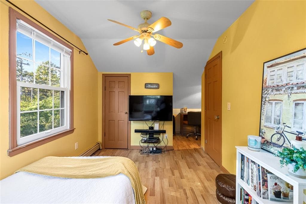 Single Family Residence at 18 Massasoit Avenue, Barrington, photo 28 of 50