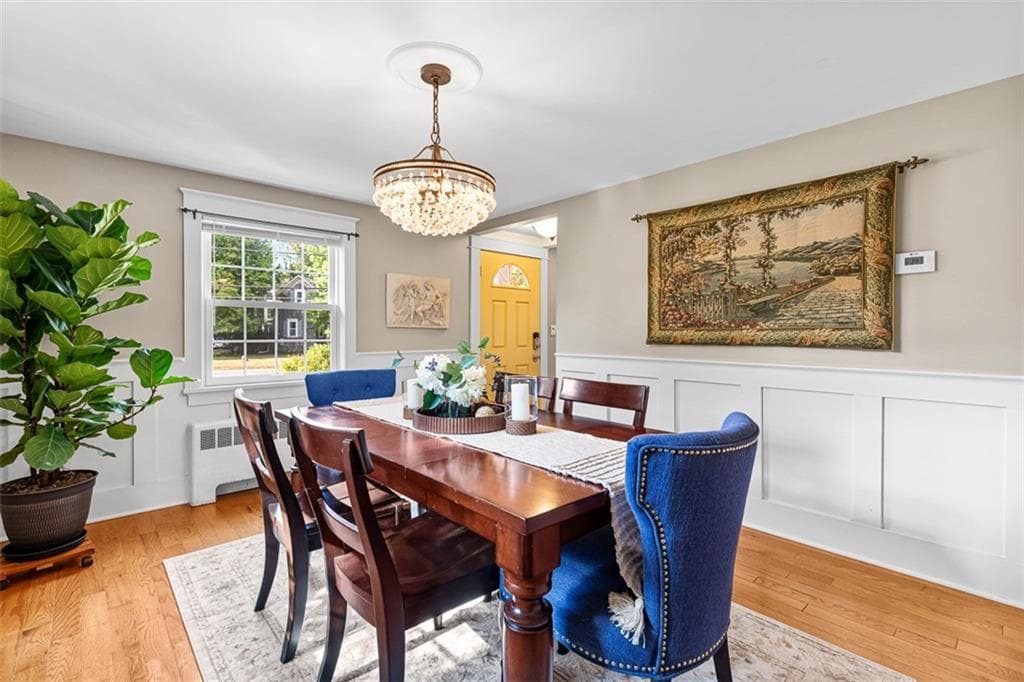 Single Family Residence at 18 Massasoit Avenue, Barrington, photo 11 of 50