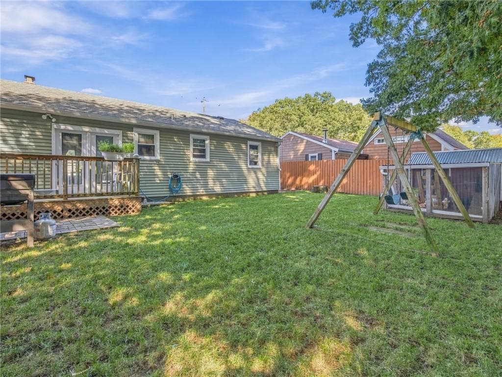Single Family Residence at 126 Vernon Street, Warwick, photo 33 of 33