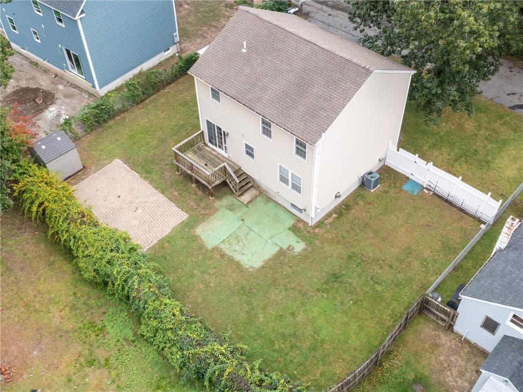 Single Family Residence at 109 Pinnery Avenue, Warwick, photo 24 of 26