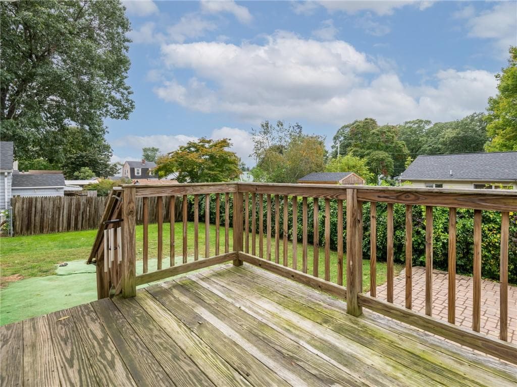 Single Family Residence at 109 Pinnery Avenue, Warwick, photo 21 of 26