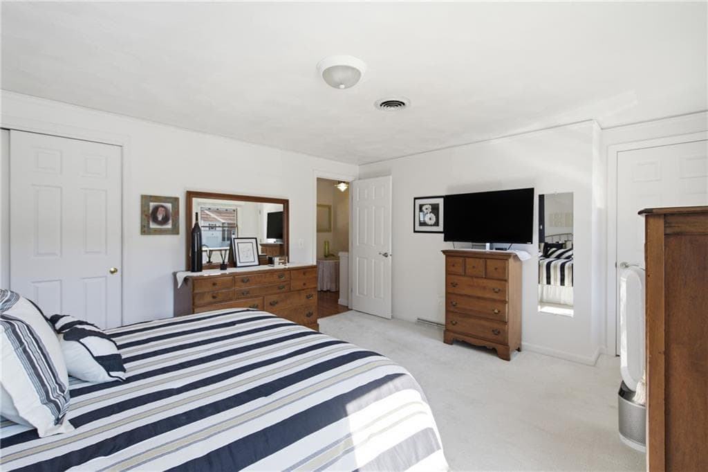 Condominium at 16 Scenery Lane, Johnston, photo 26 of 31