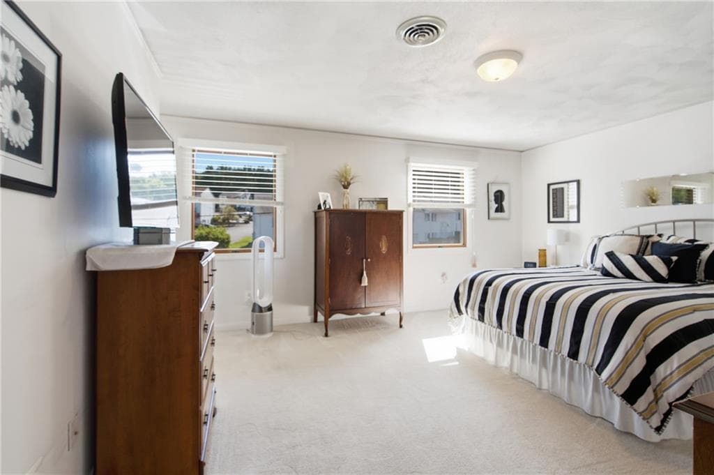 Condominium at 16 Scenery Lane, Johnston, photo 28 of 31