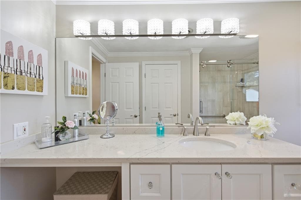 Condominium at 16 Scenery Lane, Johnston, photo 15 of 31