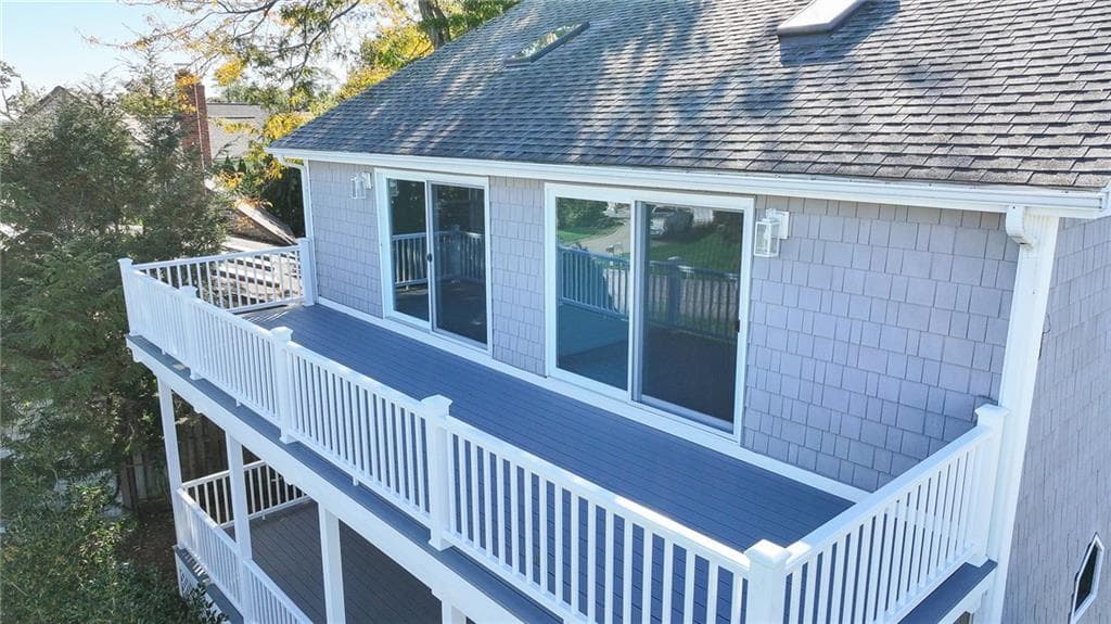 Single Family Residence at 190 Charlotte Drive, Warwick, photo 3 of 48