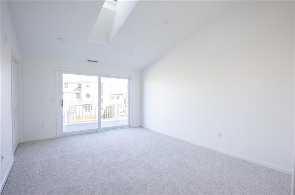 Single Family Residence at 190 Charlotte Drive, Warwick, photo 29 of 48