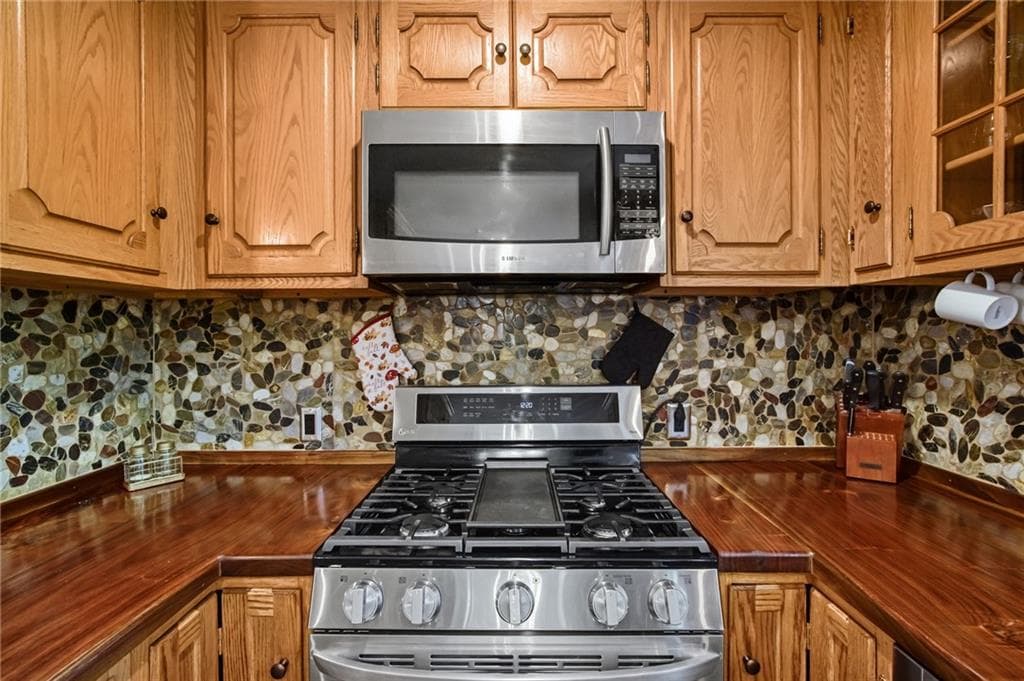 Single Family Residence at 71 Mount Hygeia Road, Foster, photo 7 of 50
