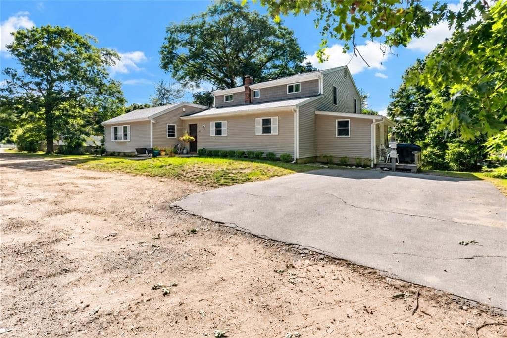 Multi Family at 44 MAXWELL Drive, North Kingstown, photo 33 of 37