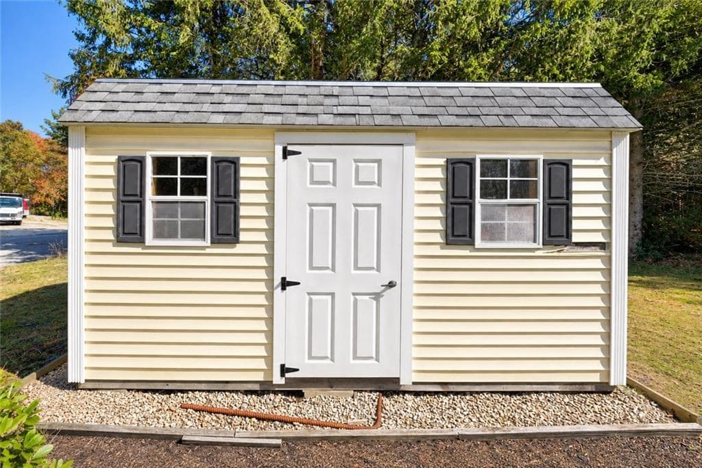 Single Family Residence at 180 Sandy Brook Road, Glocester, photo 13 of 28