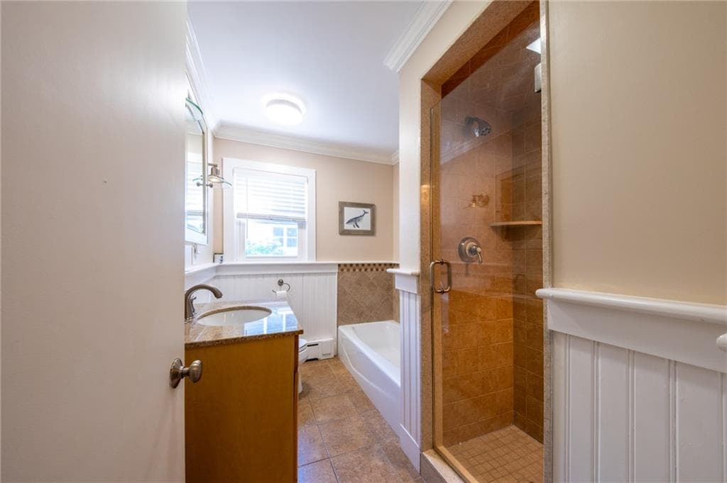 Single Family Residence at 3 Emerald Street, Westerly, photo 21 of 34