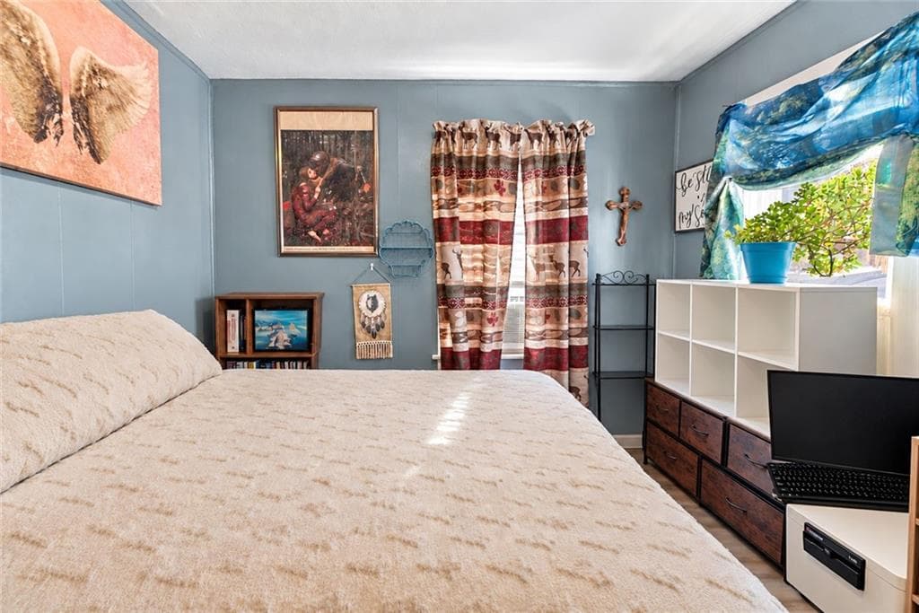 Single Family Residence at 33 What Cheer Avenue, Providence, photo 24 of 26