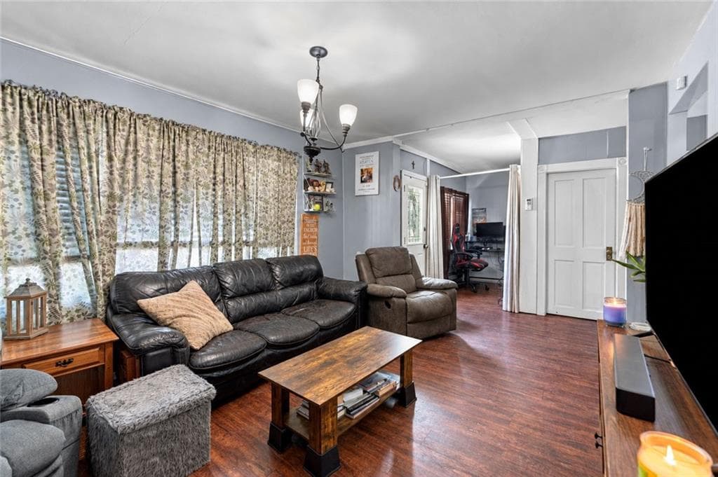 Single Family Residence at 33 What Cheer Avenue, Providence, photo 8 of 26