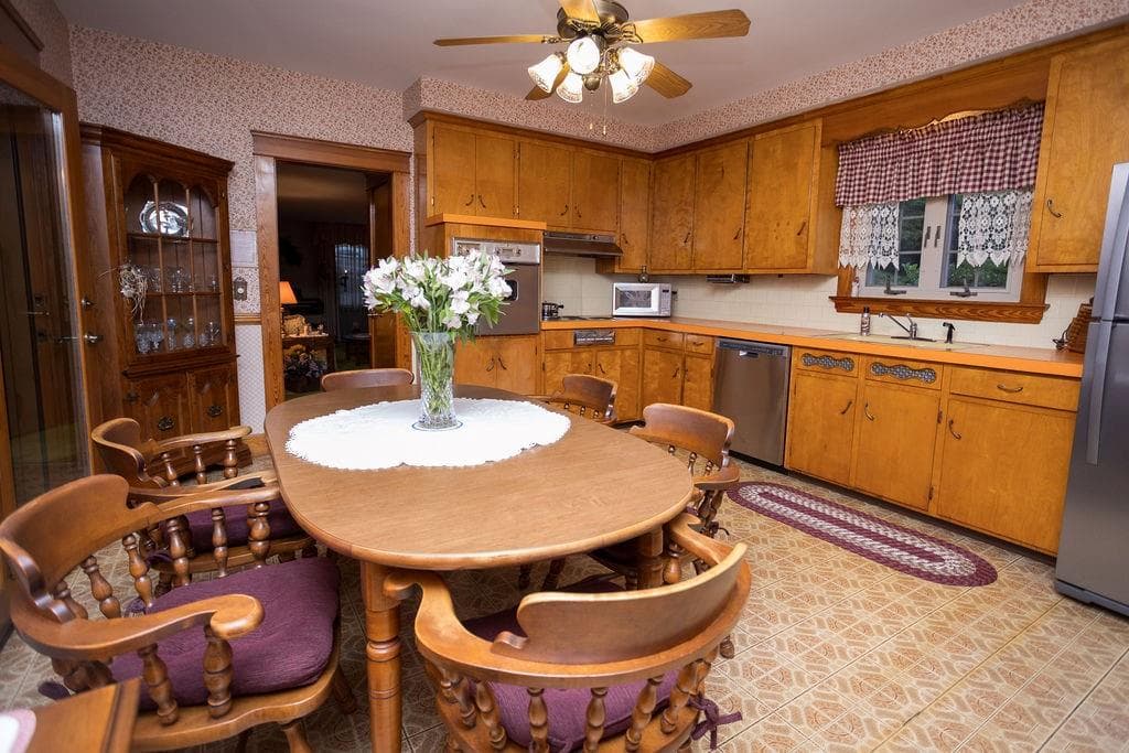 Single Family Residence at 59 Highland Street, West Warwick, photo 7 of 42