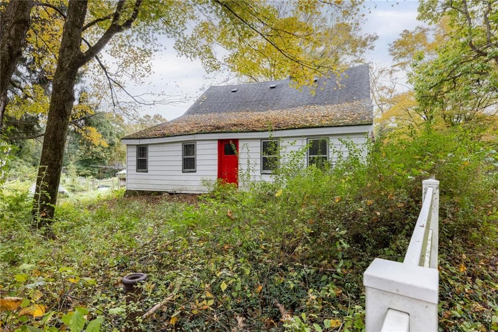 Single Family Residence at 2552 A Ten Rod Road, Exeter, photo 4 of 43