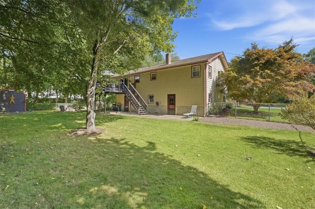 Single Family Residence at 5 Julien Street, Smithfield, photo 6 of 48