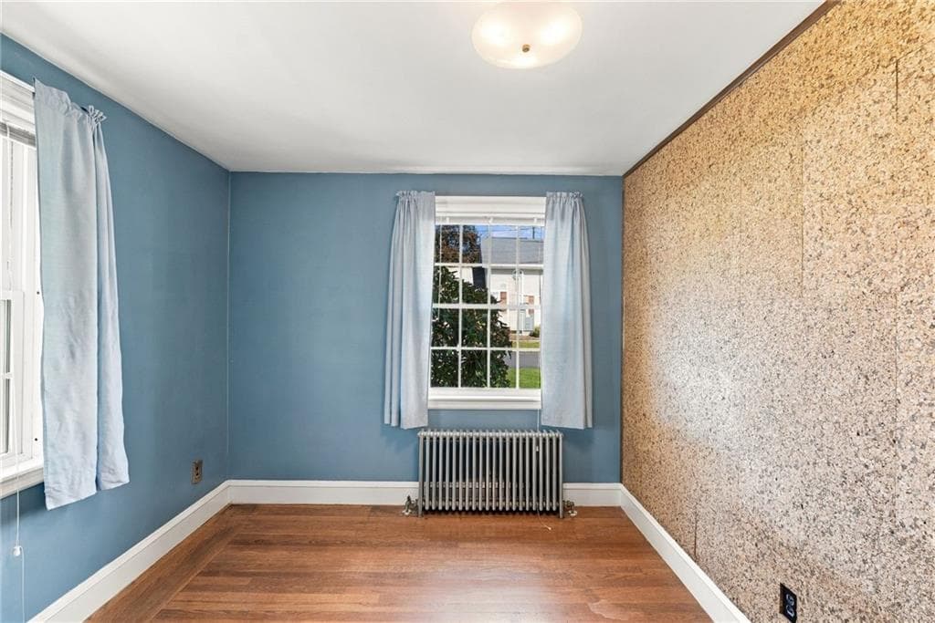 Single Family Residence at 143 Dorr Avenue, East Providence, photo 20 of 29
