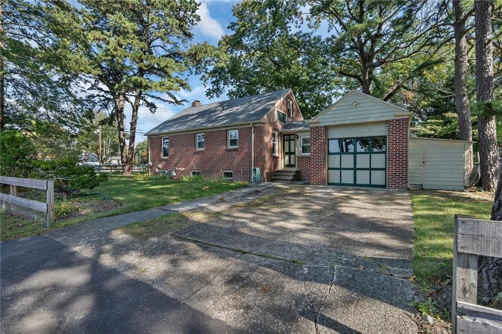 Single Family Residence at 2200 West Shore Road, Warwick, photo 2 of 37