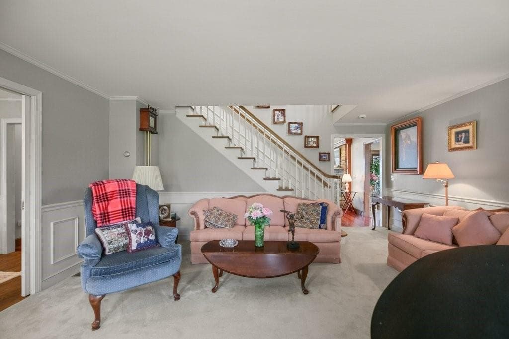 Single Family Residence at 68 Seaview Avenue N, Swansea, photo 5 of 37