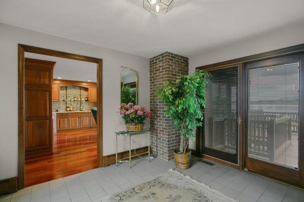 Single Family Residence at 68 Seaview Avenue N, Swansea, photo 15 of 37