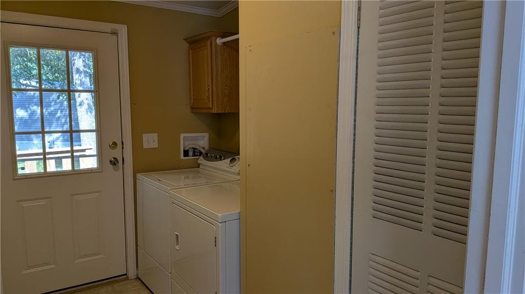 Single Family Residence at 10 Lisa's Way, Coventry, photo 18 of 20