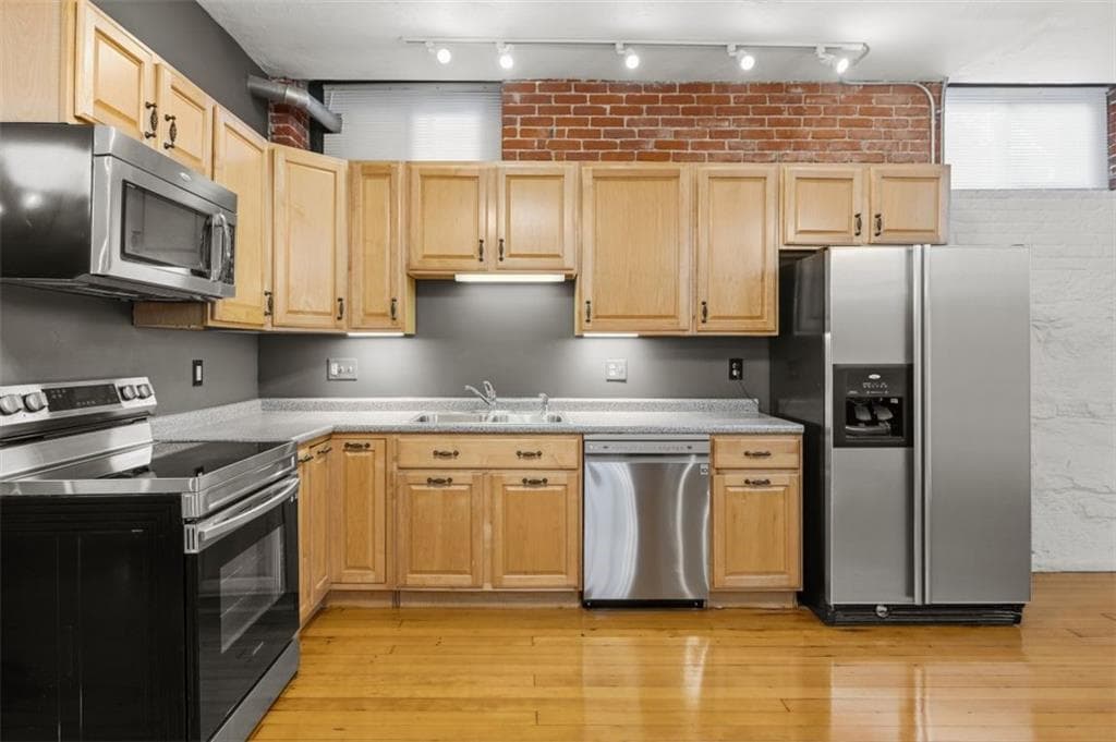 Condominium at 24 Front Street UNIT 1, Woonsocket, photo 27 of 33