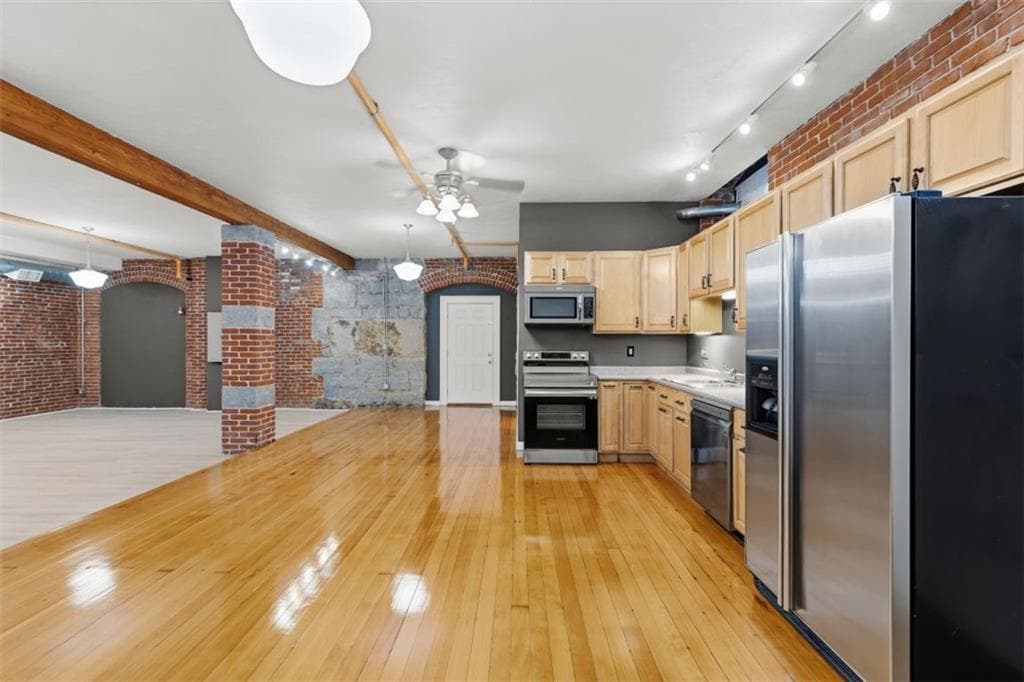Condominium at 24 Front Street UNIT 1, Woonsocket, photo 20 of 33
