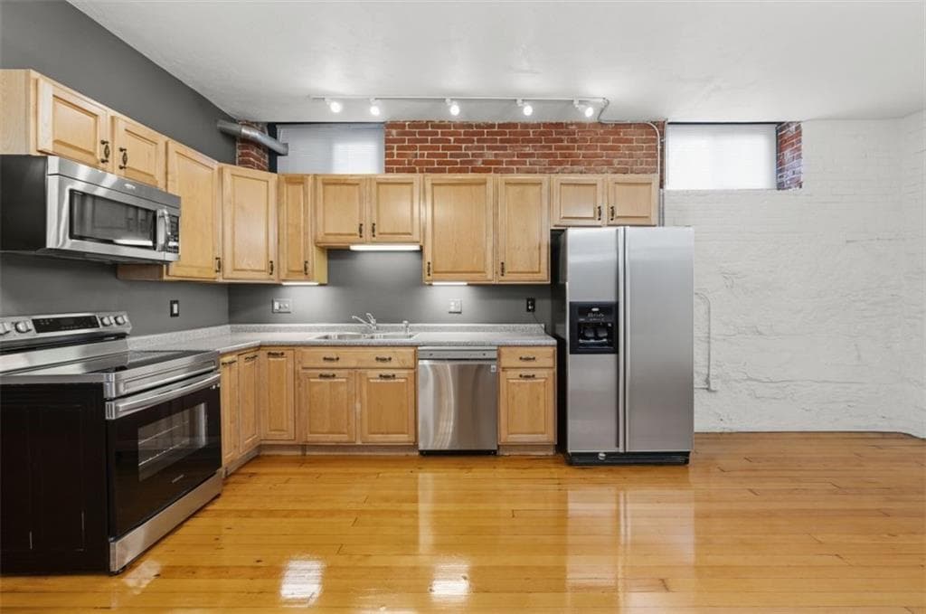 Condominium at 24 Front Street UNIT 1, Woonsocket, photo 19 of 33