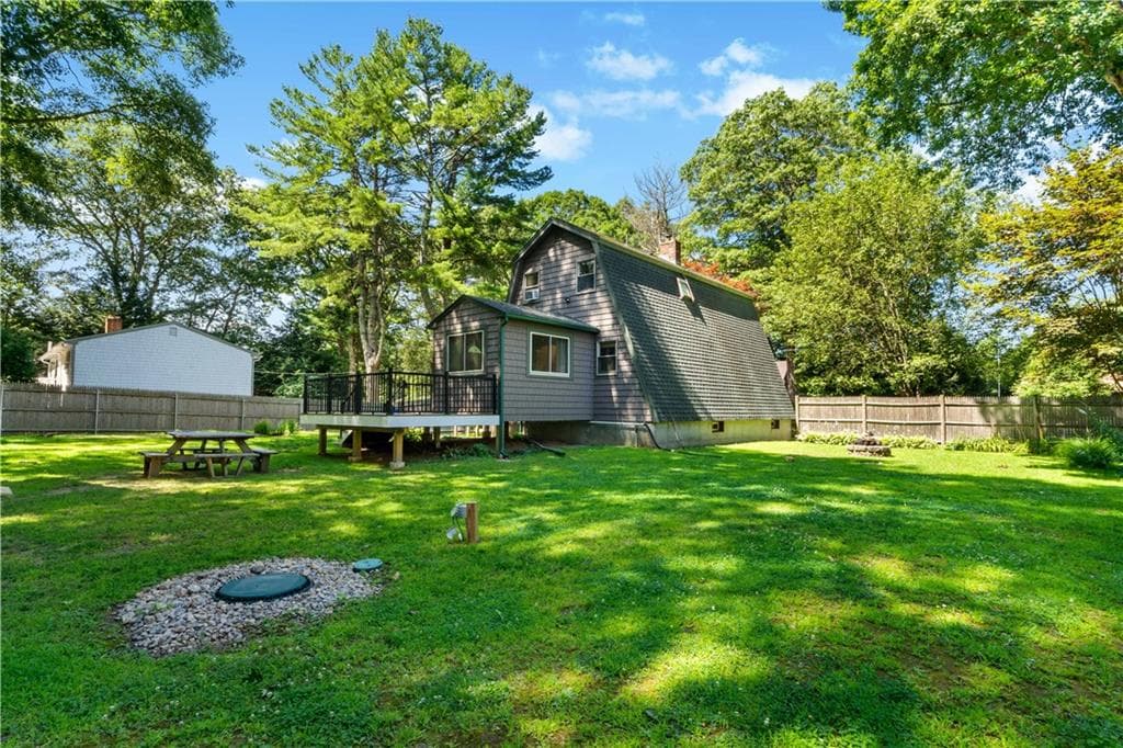Single Family Residence at 10 Partridge Drive, Exeter, photo 29 of 34