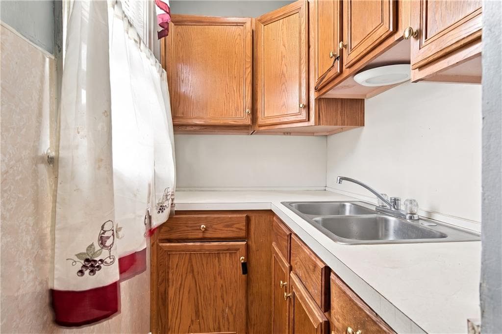 Multi Family at 214 Estes Street, Woonsocket, photo 15 of 50