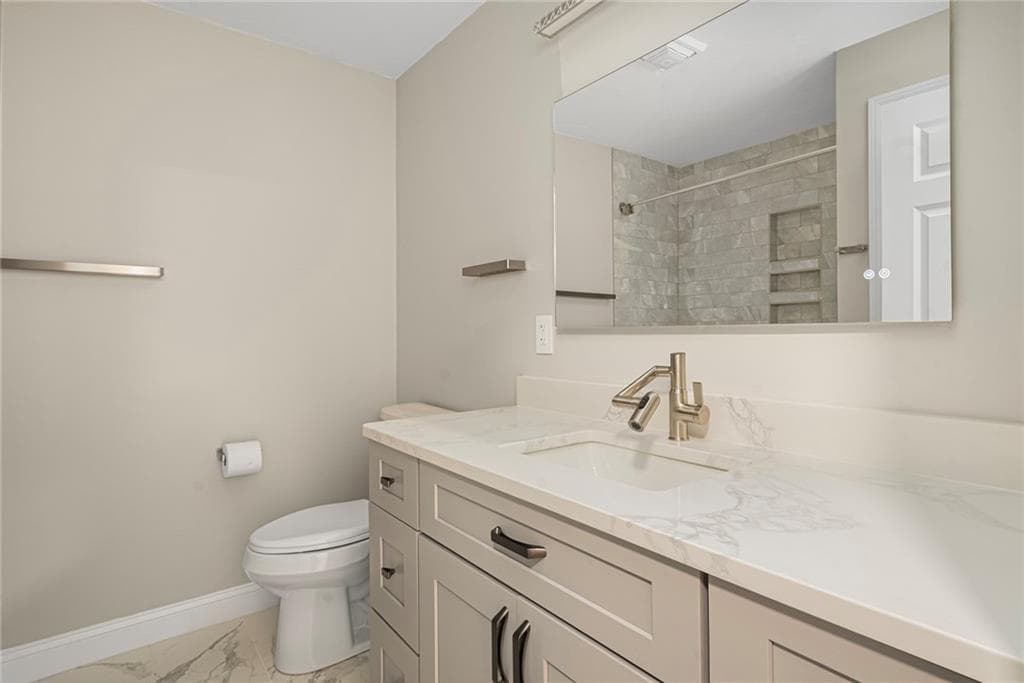 Condominium at 1204 Hunting Hill Drive, Cumberland, photo 23 of 31