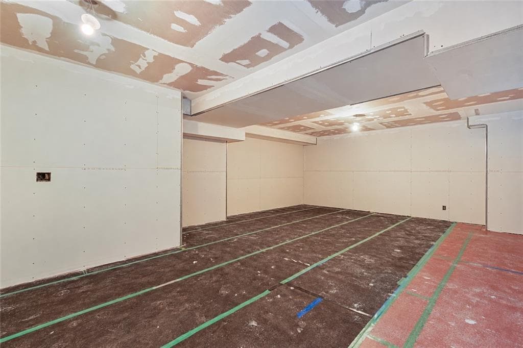Condominium at 1204 Hunting Hill Drive, Cumberland, photo 27 of 31