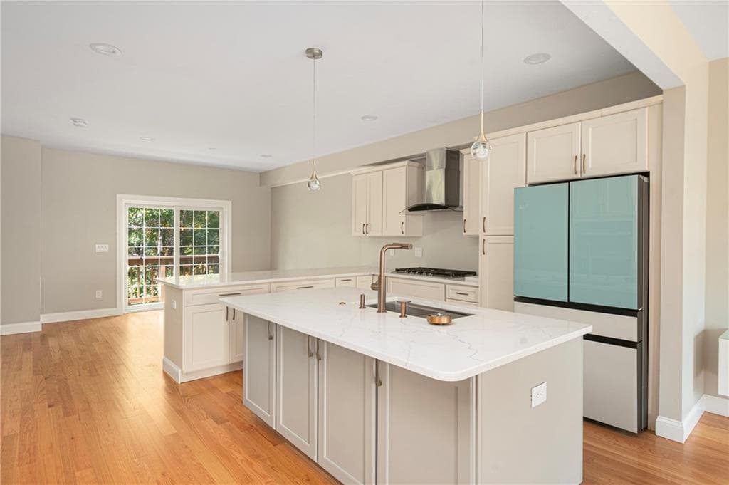 Condominium at 1204 Hunting Hill Drive, Cumberland, photo 6 of 31
