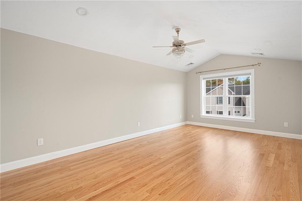Condominium at 1204 Hunting Hill Drive, Cumberland, photo 16 of 31