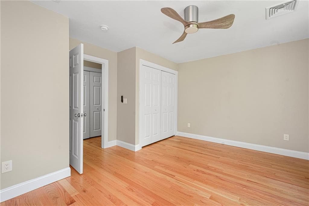 Condominium at 1204 Hunting Hill Drive, Cumberland, photo 22 of 31