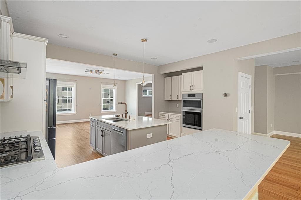 Condominium at 1204 Hunting Hill Drive, Cumberland, photo 7 of 31