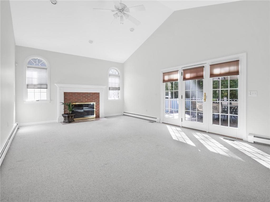 Single Family Residence at 87 Bakewell Court, Cranston, photo 20 of 46