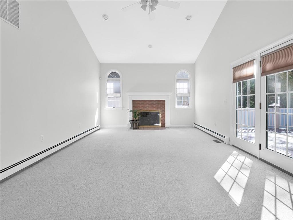 Single Family Residence at 87 Bakewell Court, Cranston, photo 21 of 46