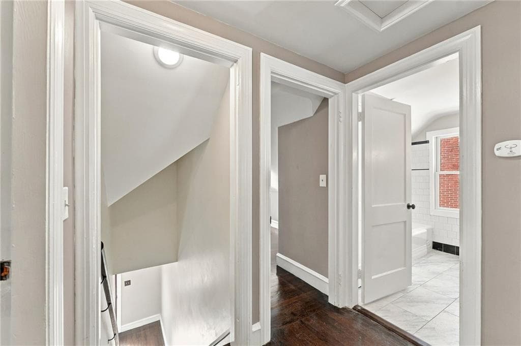 Single Family Residence at 386 Norwood Avenue, Warwick, photo 16 of 42