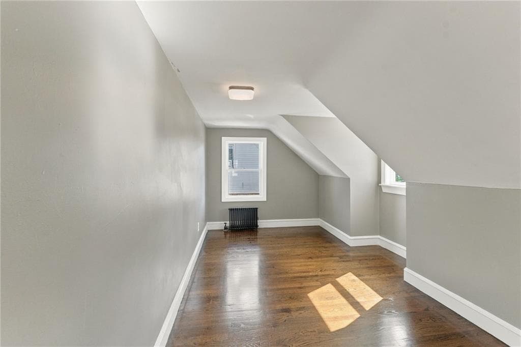 Single Family Residence at 386 Norwood Avenue, Warwick, photo 29 of 42