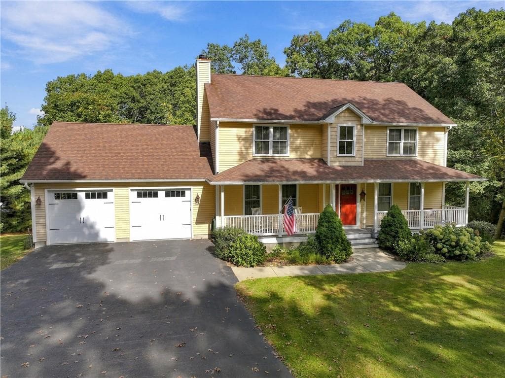43 A Old River Road